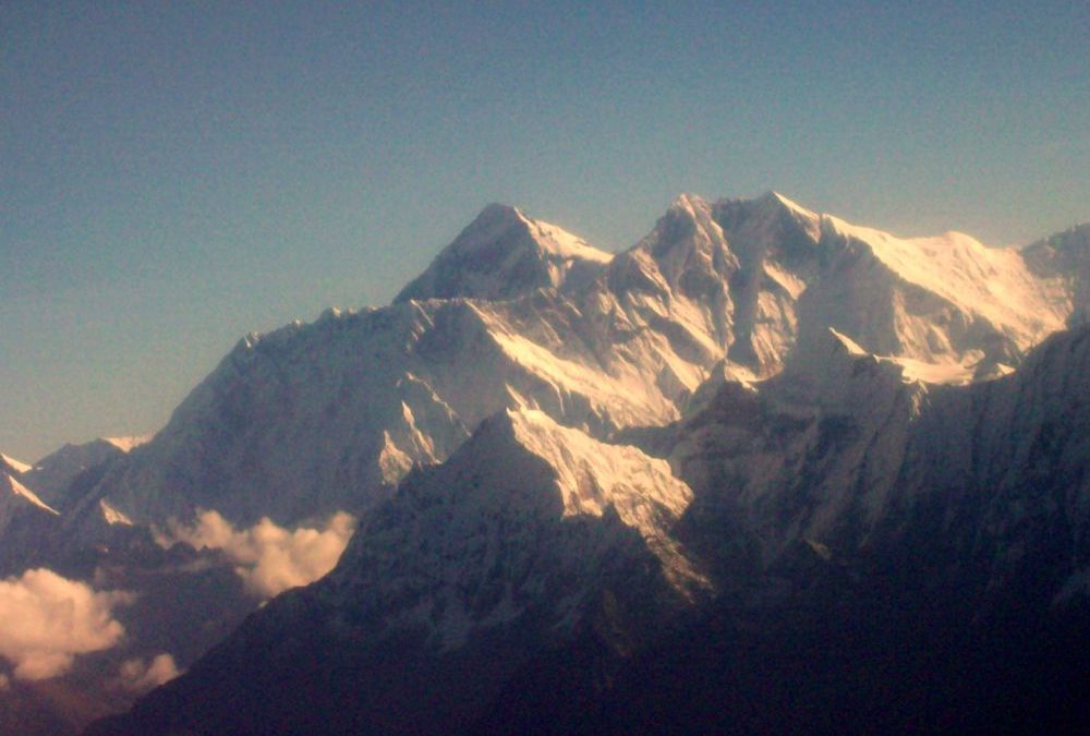 Cinq étudiants grenoblois vont construire un centre de recyclage au pied du mont Everest au Népal