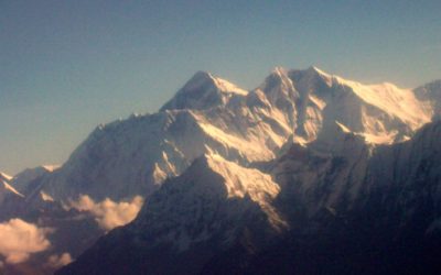Five Grenoble (France) students to build a recycling center at the foot of Mount Everest in Nepal